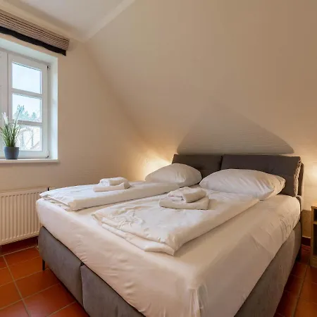 Rugana - Komfort Mit 2 Schlafzimmern Und Terrasse A25 Apartamento Dranske